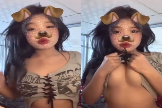 Ngực em xinh khoe làm anh thèm muốn